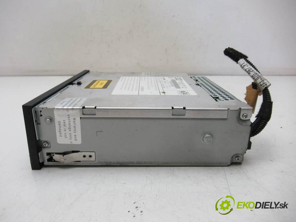 Audi A6 C6    LIFT KOMBI 5D 240KM 08-11  Menič CD 4F0035110A (CD meniče)