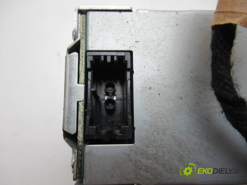 Audi A6 C6    LIFT KOMBI 5D 240KM 08-11  Menič CD 4F0035110A (CD meniče)