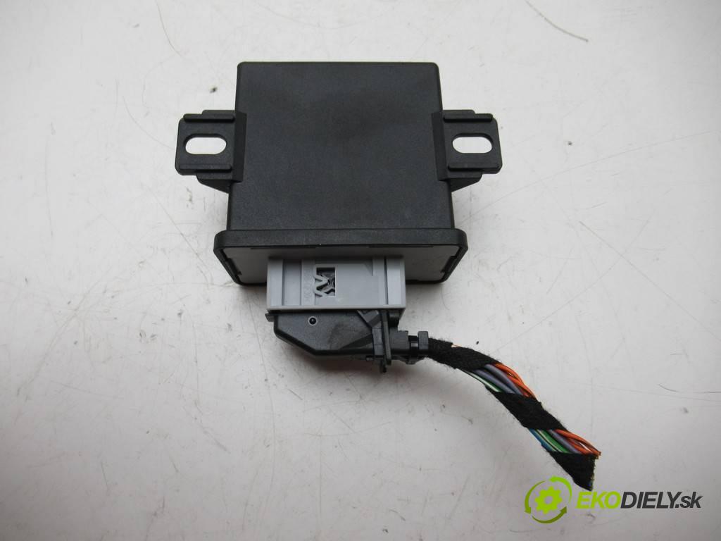 Audi A6 C6    LIFT KOMBI 5D 240KM 08-11  Modul svetiel 8P0907357M (Ostatné)