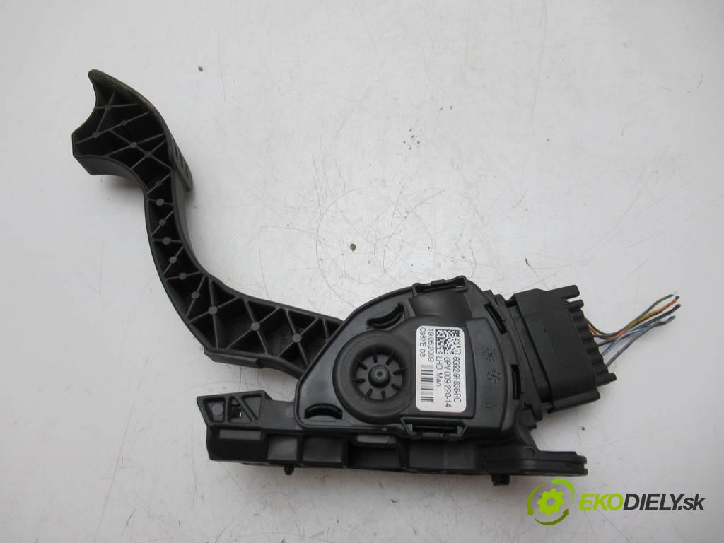 Ford Mondeo Mk4  2009 92 kW KOMBI 5D 1.8TDCI 125KM 07-10 1800 Potenciometer plynového pedálu 6G92-9F836-RC (Pedále)