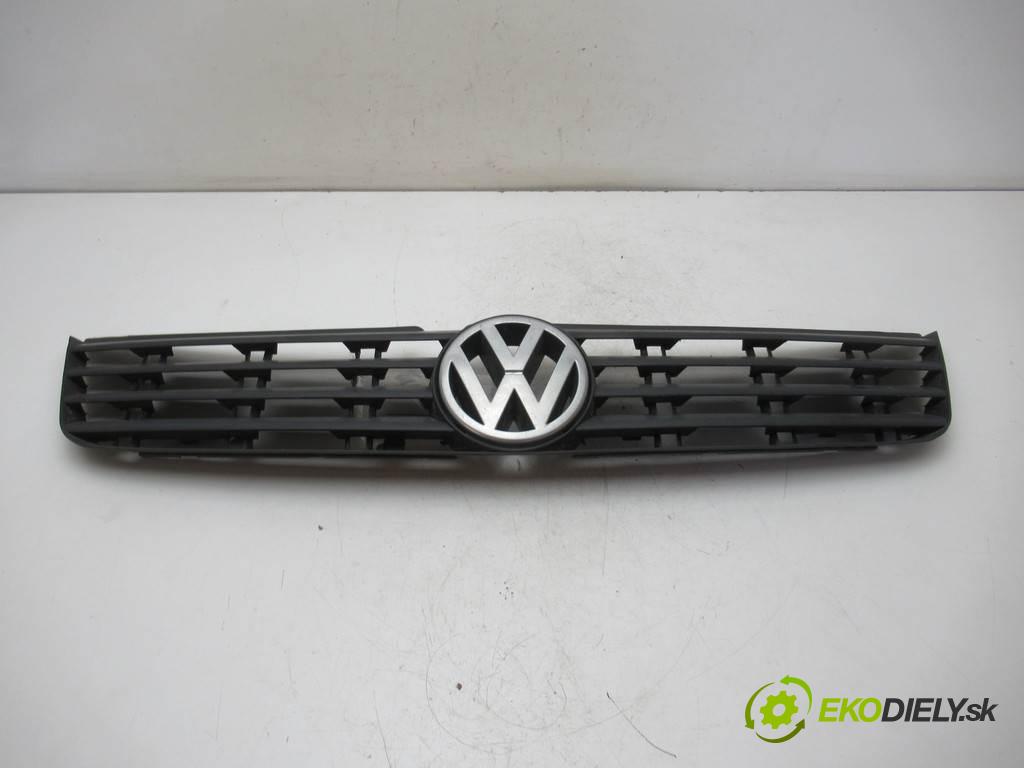Volkswagen Passat B5  1997 74kw SEDAN 4D 1.6B 101KM 96-00 1600 mřížka maska  (Mřížky (masky) chladičů)