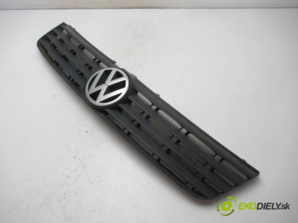Volkswagen Passat B5  1997 74kw SEDAN 4D 1.6B 101KM 96-00 1600 mřížka maska  (Mřížky (masky) chladičů)