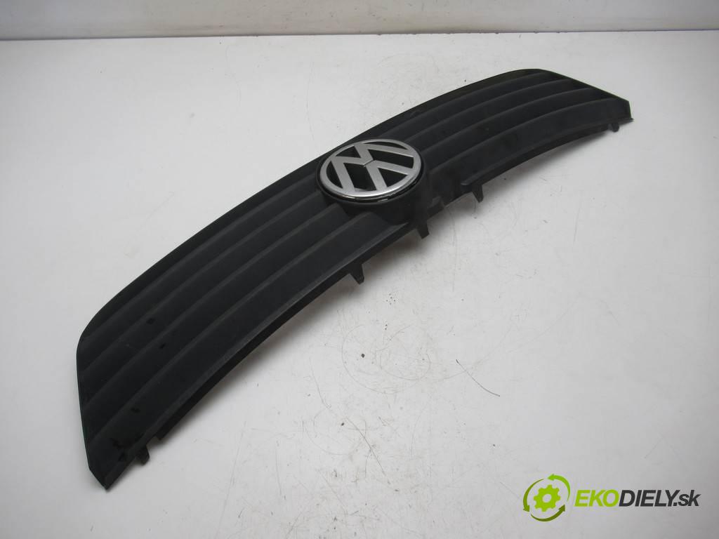 Volkswagen Passat B5  1997 74kw SEDAN 4D 1.6B 101KM 96-00 1600 mřížka maska  (Mřížky (masky) chladičů)