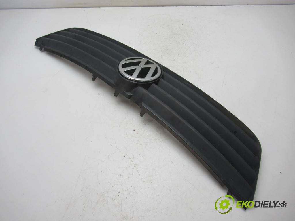 Volkswagen Passat B5  1997 74kw SEDAN 4D 1.6B 101KM 96-00 1600 mřížka maska  (Mřížky (masky) chladičů)