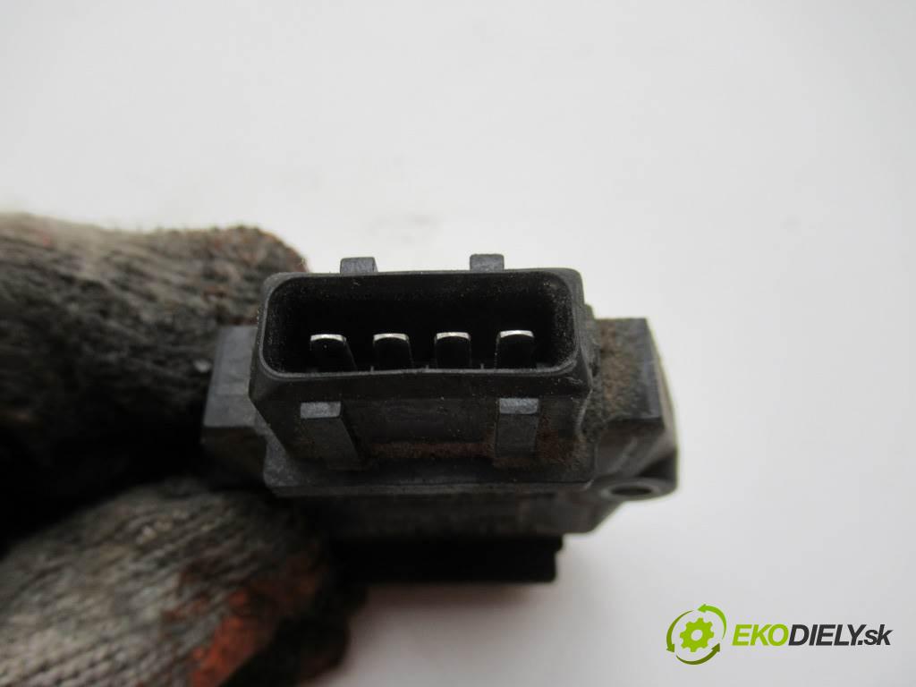 Volkswagen Passat B5    KOMBI 5D 1.8T 150KM 96-01  Modul - 8D0905351
