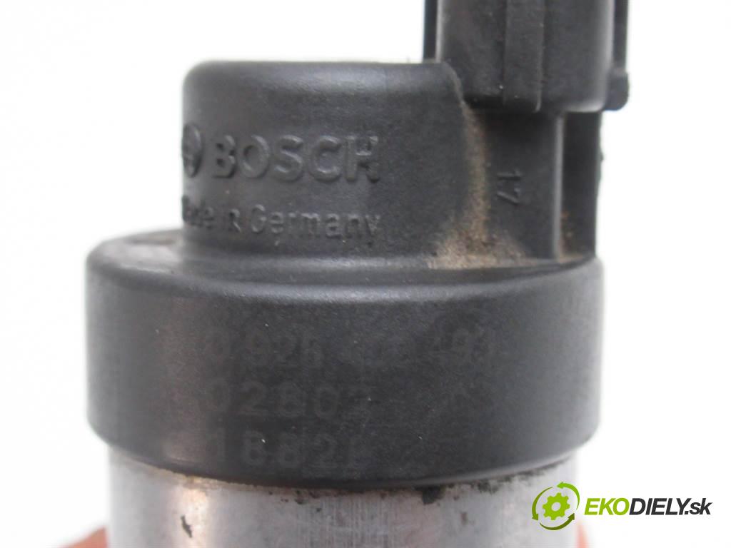 Renault Laguna II  2001 88 kW KOMBI 5D 1.9DCI 120KM 01-07 1900 Regulátor tlaku paliva  (Ostatné)