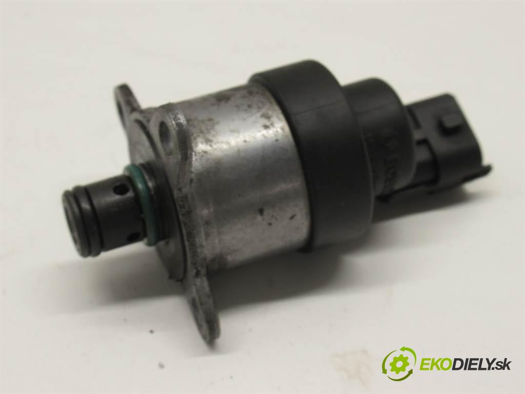 Renault Laguna II  2001 88 kW KOMBI 5D 1.9DCI 120KM 01-07 1900 Regulátor tlaku paliva  (Ostatné)