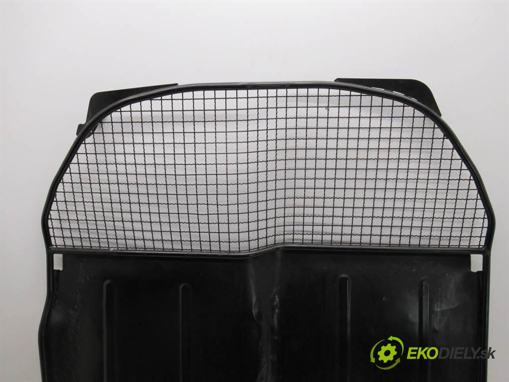 Skoda Praktik  2007 51 kW 1.4TDI 70KM 06-10 1400 Mriežky deliaca  (Ostatné)