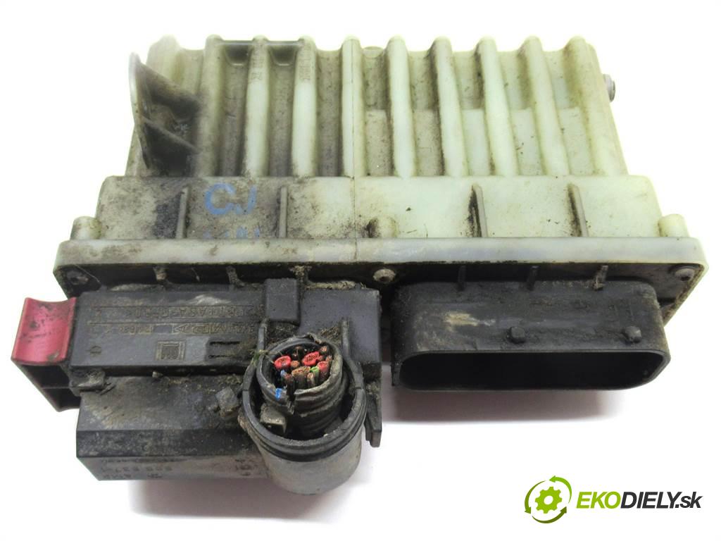 Opel Zafira A  2001 74 kW 2.0DTI 101KM 99-05 2000 Modul Riadiaca jednotka ventilátora 24410130 (Ostatné)