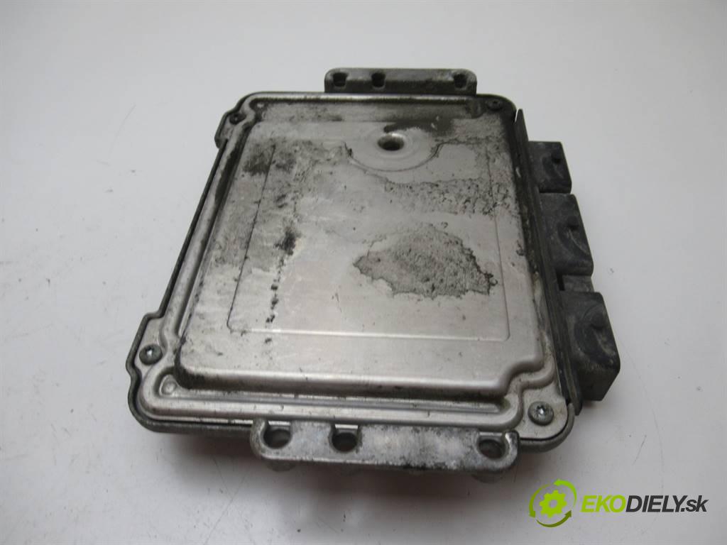 Ford Fusion  2005 66KW 1.6TDCI 90KM 02-05 1560 riadiaca jednotka Motor 5S61-12A650-EE 0281012249 (Riadiace jednotky)