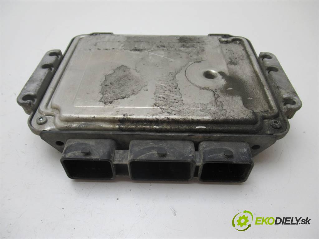 Ford Fusion  2005 66KW 1.6TDCI 90KM 02-05 1560 riadiaca jednotka Motor 5S61-12A650-EE 0281012249 (Riadiace jednotky)
