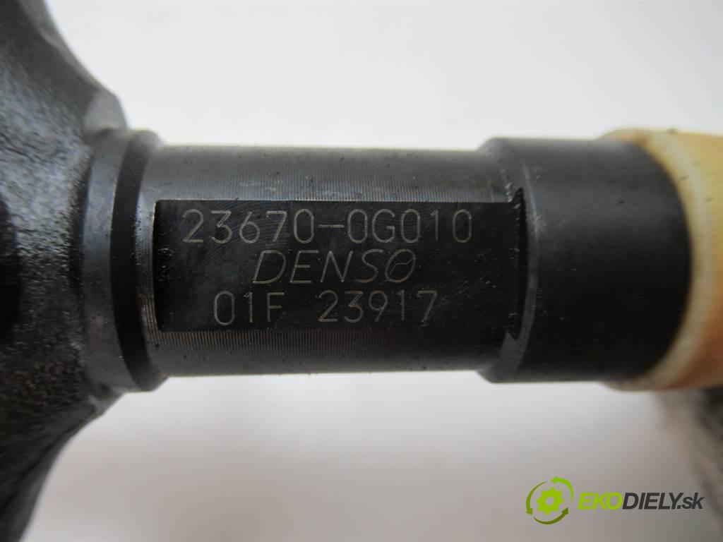 Toyota Avensis II T25    2.0D-4D  vstřikovač 23670-0G010