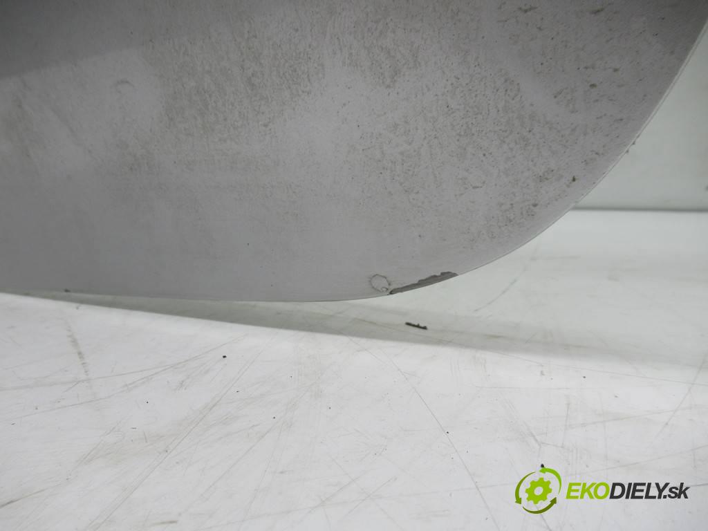 Mercedes-Benz B W245  2006 80 kW 2.0CDI 109KM 05-11 2000 zadní část kapota  (Zadní kapoty)