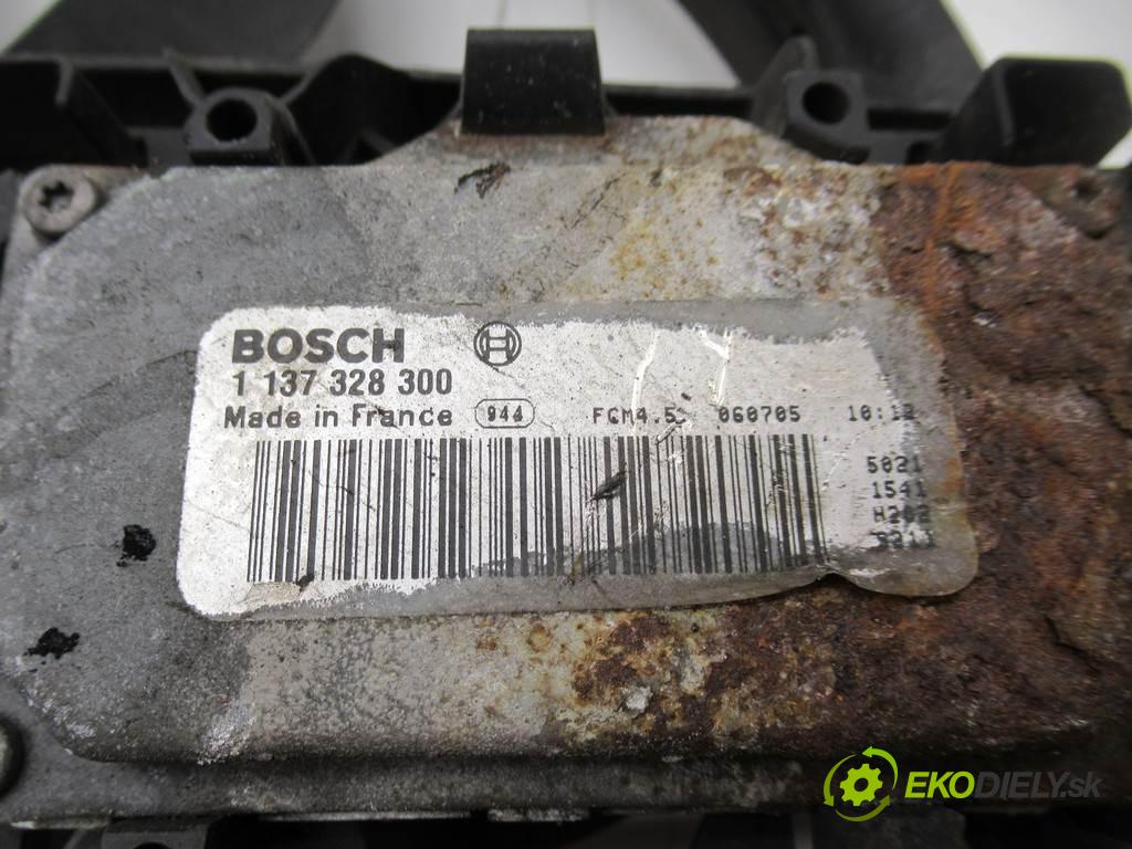 Mercedes-Benz B W245  2006 80 kW 2.0CDI 109KM 05-11 2000 Ventilátor chladiča A1698203642 (Ventilátory)