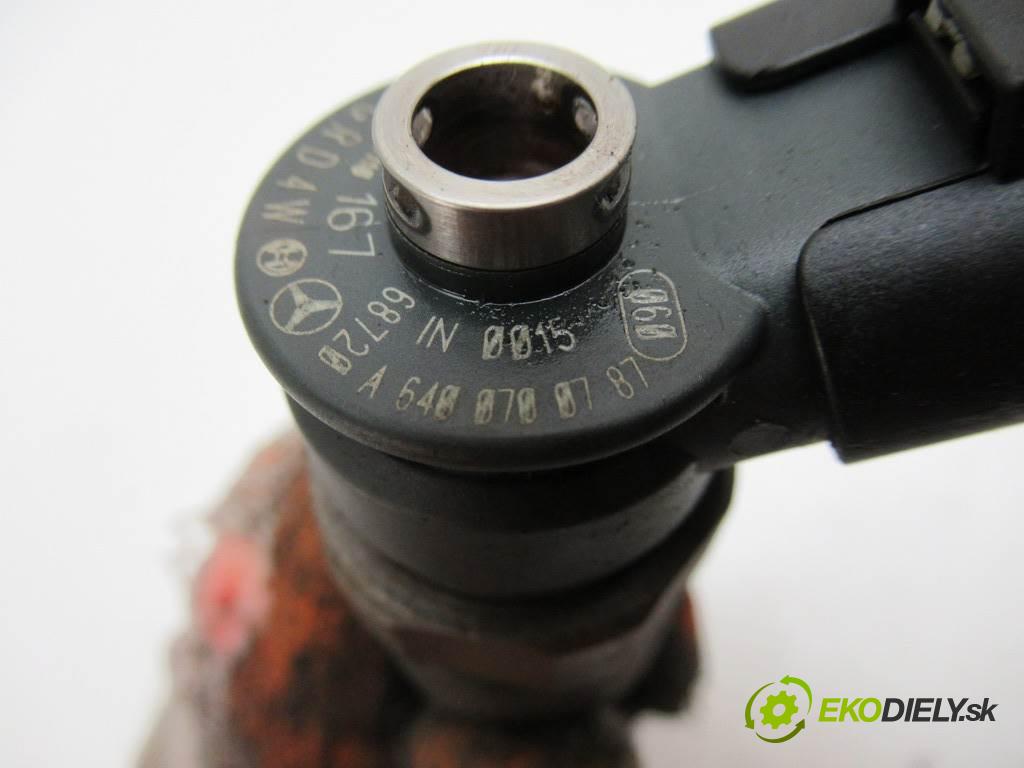 Mercedes-Benz B W245  2006 80 kW 2.0CDI 109KM 05-11 2000 Vstrekovacie ventily A6400700787 (Vstrekovacie ventily)