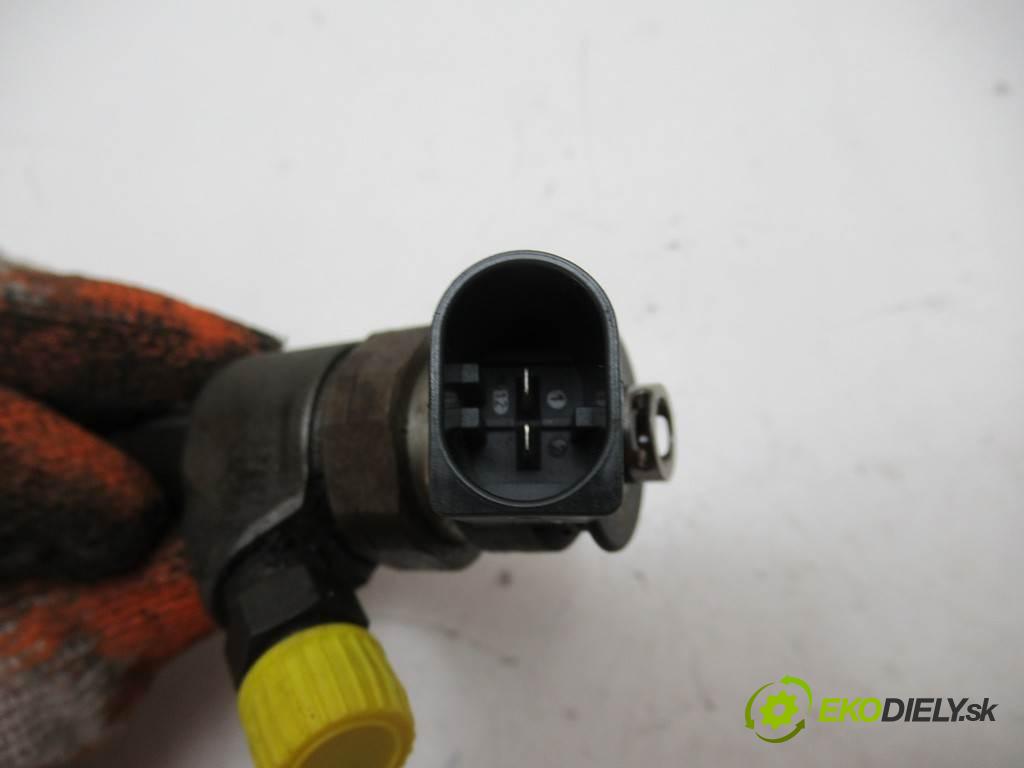 Mercedes-Benz B W245  2006 80 kW 2.0CDI 109KM 05-11 2000 Vstrekovacie ventily A6400700787 (Vstrekovacie ventily)