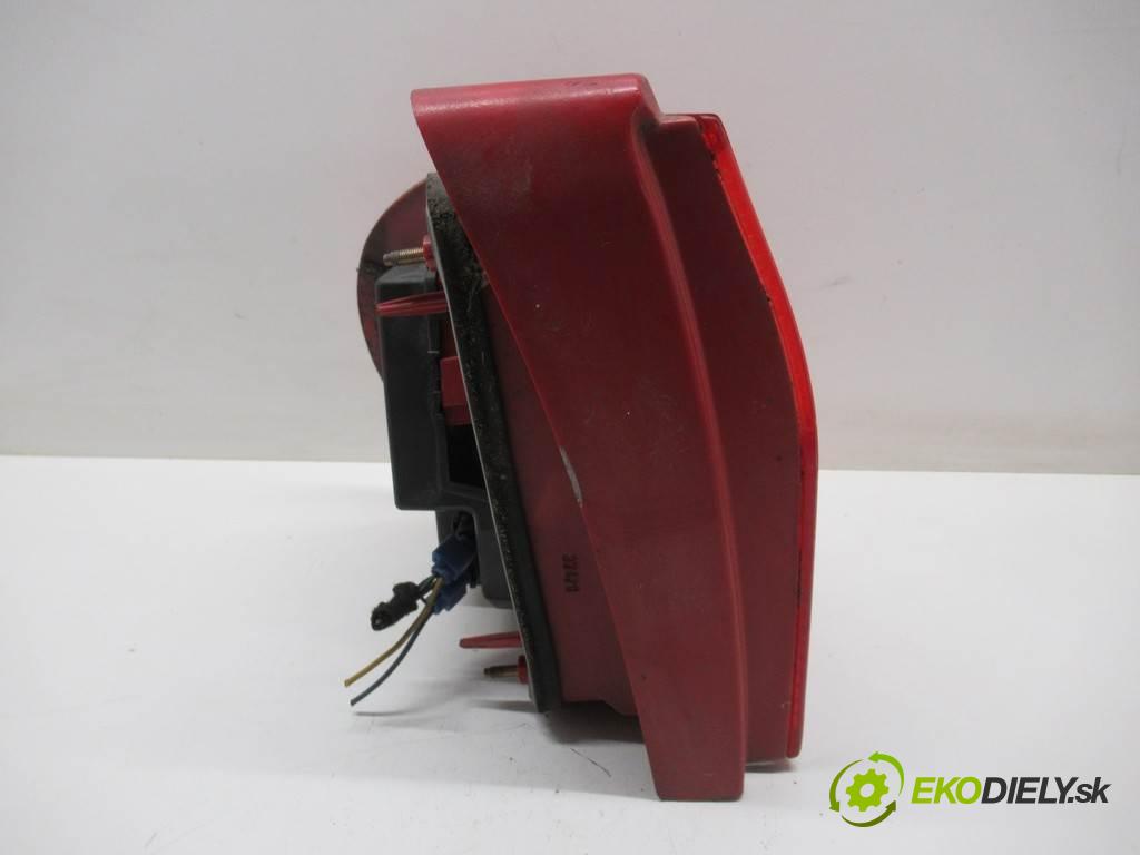 Seat Alhambra  1999 81 kW VAN 5D 1.9TDI 110KM 96-00 1900 Svetlo zad pravá  (Ostatné)