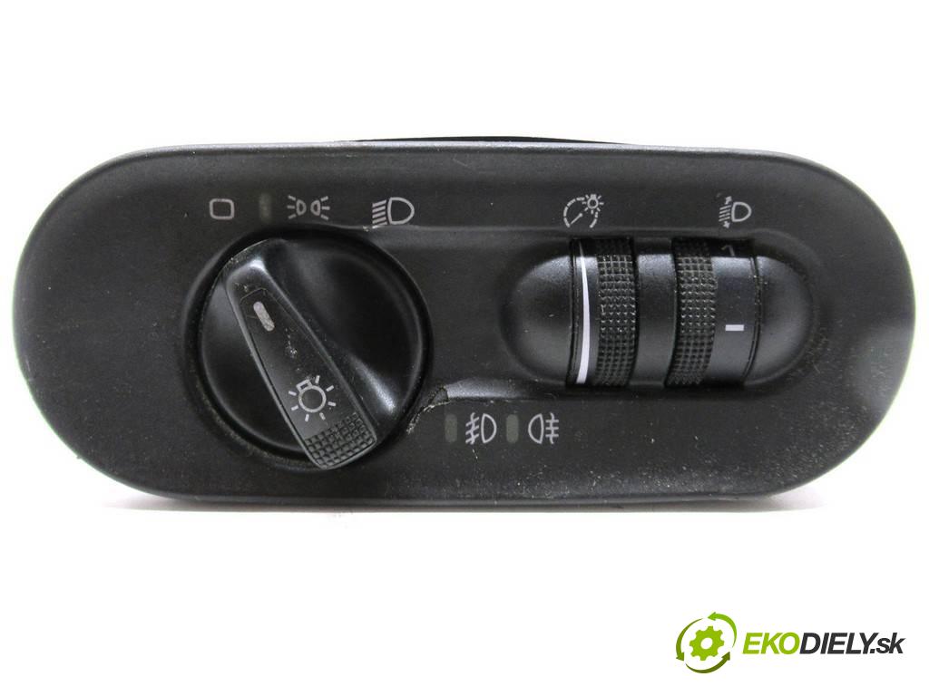 Seat Alhambra  1999 81 kW VAN 5D 1.9TDI 110KM 96-00 1900 Spínač svetiel na prístrojovej doske 7M1941531P (Prepínače, spínače, tlačidlá a ovládače kúrenia)