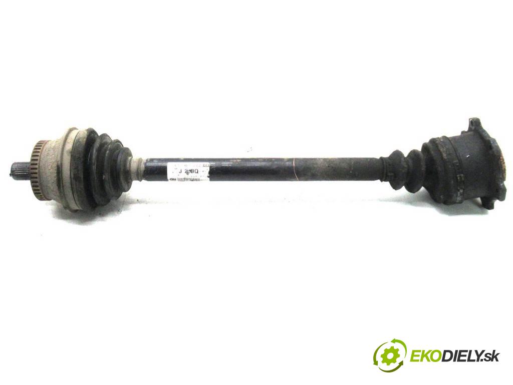 Audi A4 B5 FL  2000 85 kW KOMBI 5D 1.9TDI 115KM 96-01 1900 poloos pravá  (Poloosy)