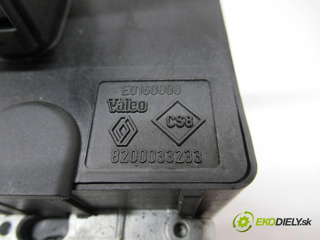 Renault Megane II    HATCHBACK 5D 1.5DCI 82KM 02-08  blokáda volantu 8200033233 (Ostatné)