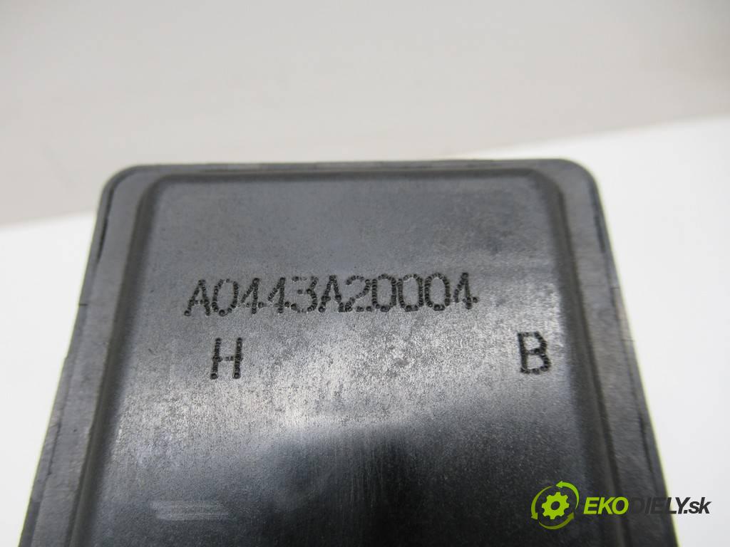 Renault Megane II    HATCHBACK 5D 1.5DCI 82KM 02-08  blokáda volantu 8200033233 (Ostatné)