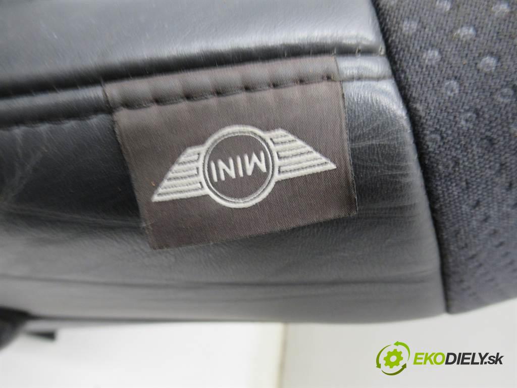 Mini Cooper S  2004 125 kW R50 R52 R53 1.6B 170KM 01-06 1600 Sedadlá, sedačky Sedadlo -