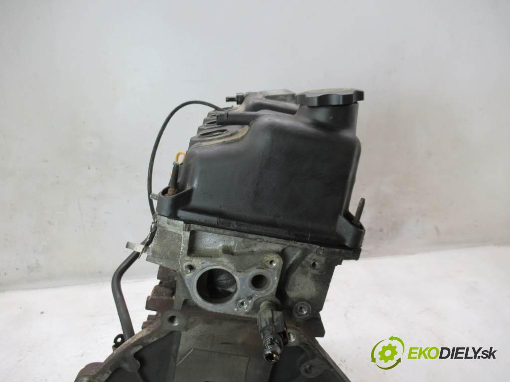 Mini Cooper S  2004 125 kW R50 R52 R53 1.6B 170KM 01-06 1600 motor W11B16A (Motory (kompletní))