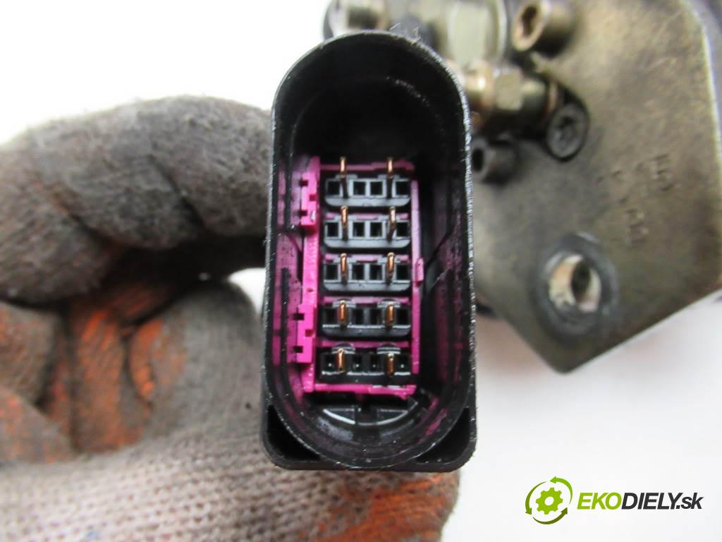 Skoda Octavia I LIFT  2002 81 kW KOMBI 5D 1,9TDI 110KM 00-10 1900 Pumpa vstrekovacia 038130107D (Vstrekovacie čerpadlá)