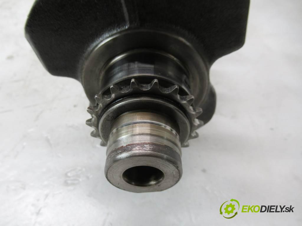 Volkswagen Golf V    HATCHBACK 5D 1.9TDI 105KM 03-08  Kardaň, hriadeľ kľukový BKC (Ostatné)