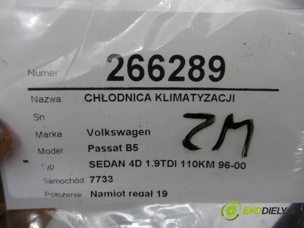 Volkswagen Passat B5  1997  SEDAN 4D 1.9TDI 110KM 96-00 1900 Chladič klimatizácie 8D0260401D (Chladiče klimatizácie)