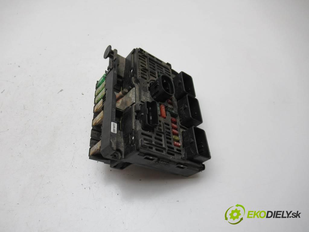 Citroen C4    HATCHBACK 3D 1.6B 109KM 04-10  Modul BSM 9657718580 (Ostatné)