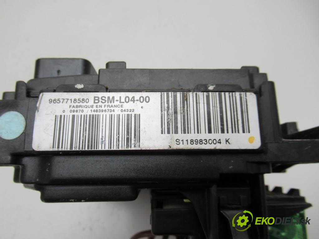 Citroen C4    HATCHBACK 3D 1.6B 109KM 04-10  Modul BSM 9657718580 (Ostatné)