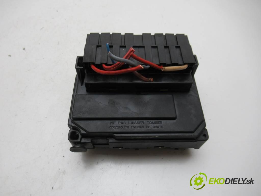 Citroen C4    HATCHBACK 3D 1.6B 109KM 04-10  Modul BSM 9657718580 (Ostatné)