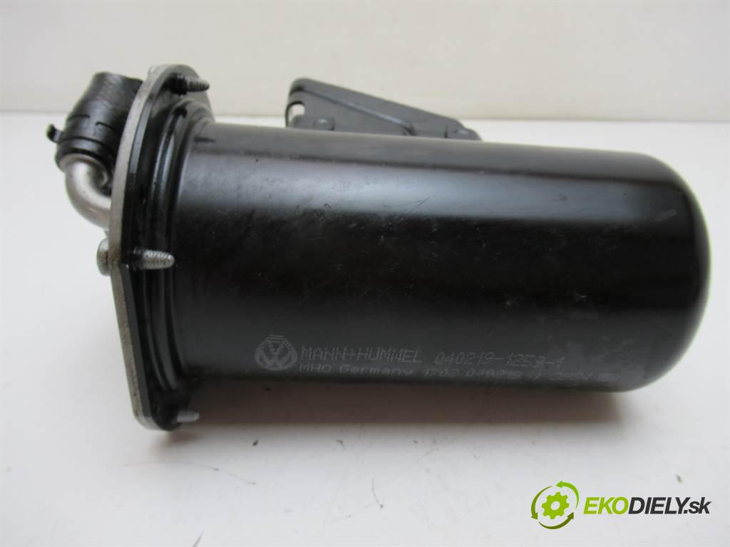 Skoda Octavia III LIFT  2019 110 kW SEDAN 4D 2.0TDI 150KM 16-20 2000 obal filtra paliva 5Q0127399FM (Kryty palivové)