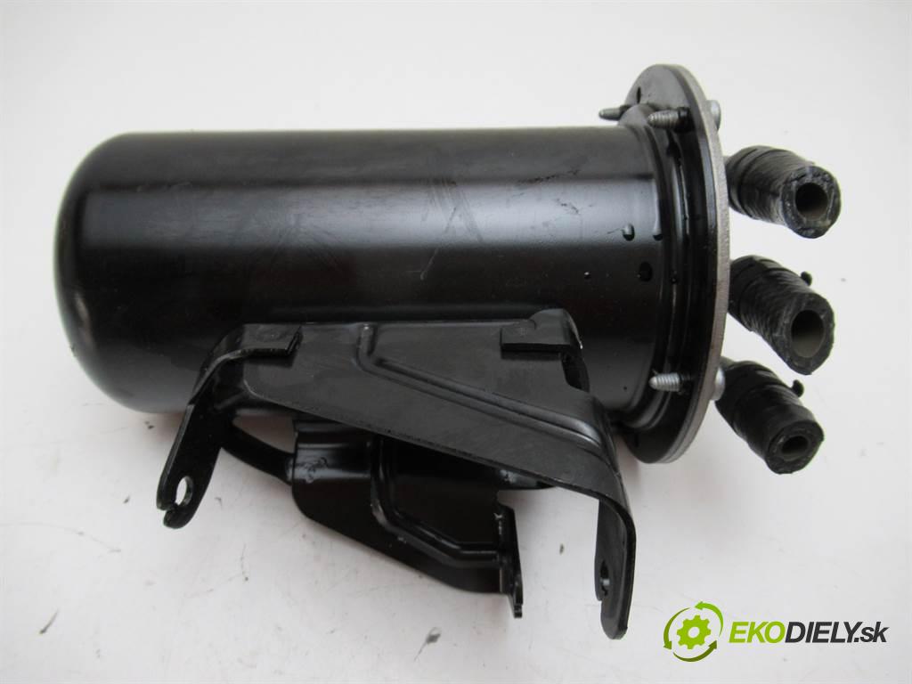 Skoda Octavia III LIFT  2019 110 kW SEDAN 4D 2.0TDI 150KM 16-20 2000 obal filtra paliva 5Q0127399FM (Kryty palivové)