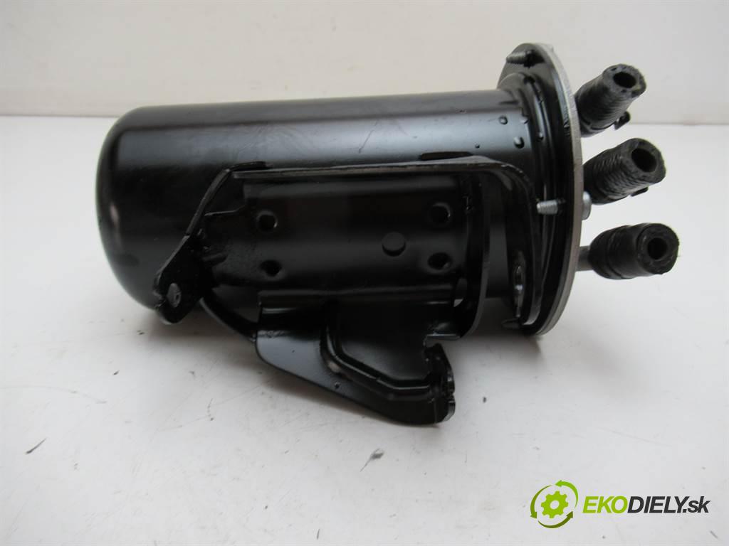 Skoda Octavia III LIFT  2019 110 kW SEDAN 4D 2.0TDI 150KM 16-20 2000 obal filtra paliva 5Q0127399FM (Kryty palivové)