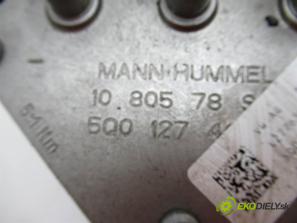 Skoda Octavia III LIFT  2019 110 kW SEDAN 4D 2.0TDI 150KM 16-20 2000 obal filtra paliva 5Q0127399FM (Kryty palivové)