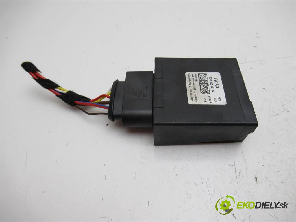 Skoda Octavia III LIFT    SEDAN 4D 2.0TDI 150KM 16-20  Modul Riadiaca jednotka pumpy paliva 5Q0906121N