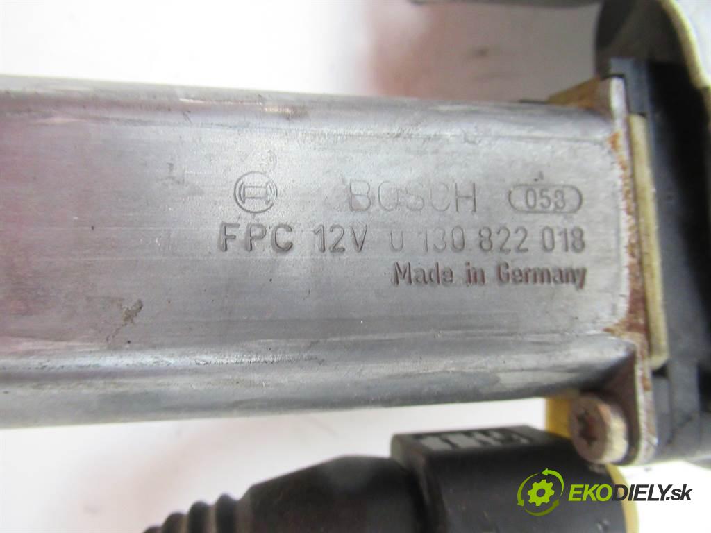 Toyota Yaris  2002  HATCHBACK 5D 1.3VVTI 87KM 99-05 1300 mechanismus okna přední část levý