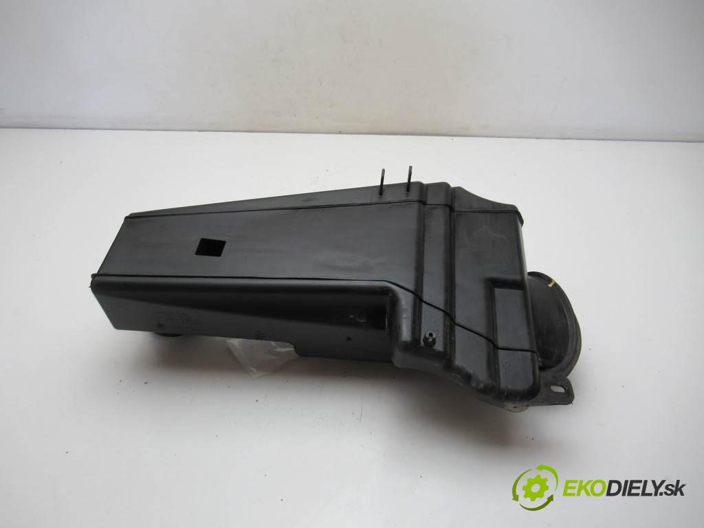 Dacia Duster I LIFT    4X4 1.6B 105KM 13-18  rezonátor vzduchu 165853783R