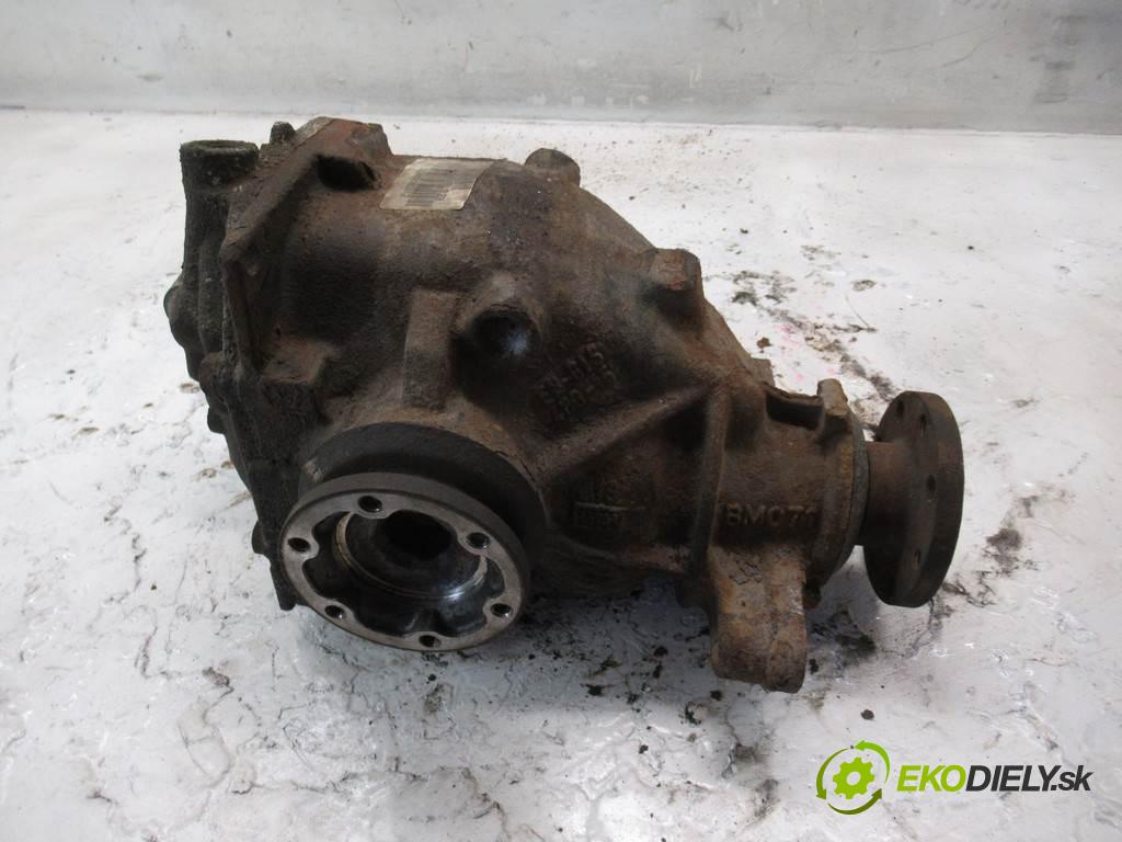 BMW 3 E46  2001 77 kW SEDAN 4D 1.9B 118KM 98-03 1900 Most zad ,diferenciál 1428164 (Zadné)