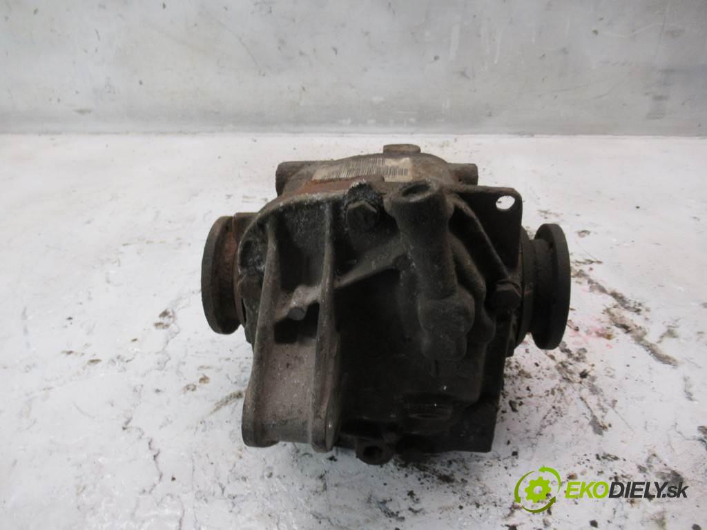 BMW 3 E46  2001 77 kW SEDAN 4D 1.9B 118KM 98-03 1900 Most zad ,diferenciál 1428164 (Zadné)