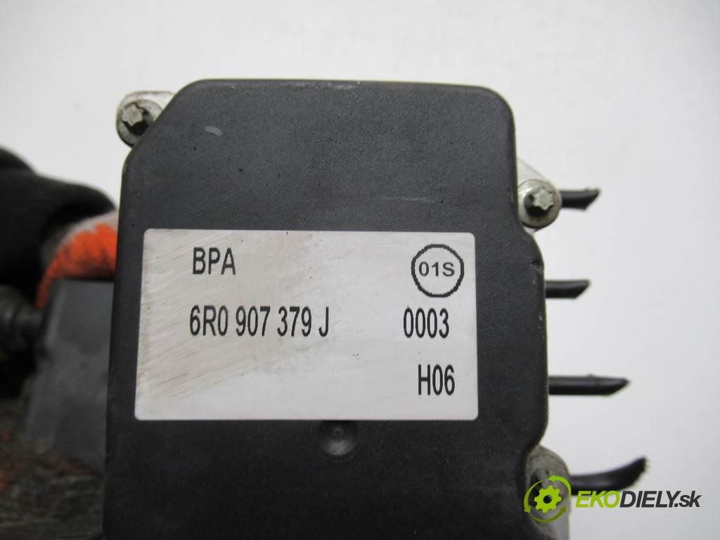 Skoda Fabia II  2009 59 kW KOMBI 5D 1.4TDI 80KM 06-14 1400 Pumpa ABS 0265232276 6R0614117F (Pumpy ABS)