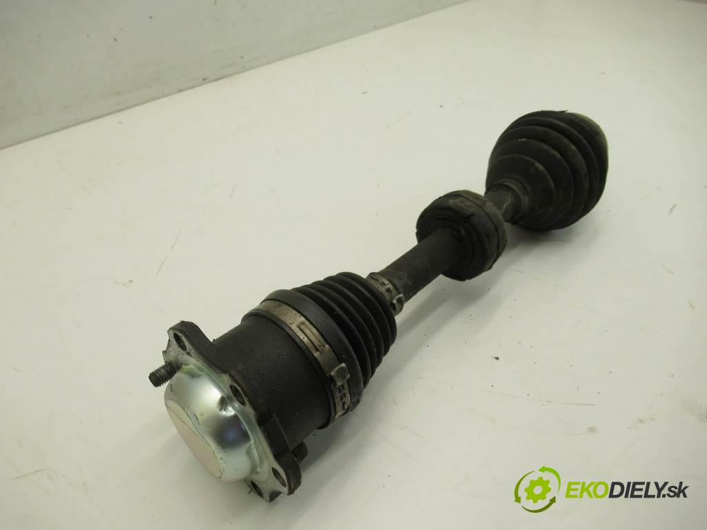 Skoda Fabia II  2009 59 kW KOMBI 5D 1.4TDI 80KM 06-14 1400 Poloos ľavá strana  (Poloosy)