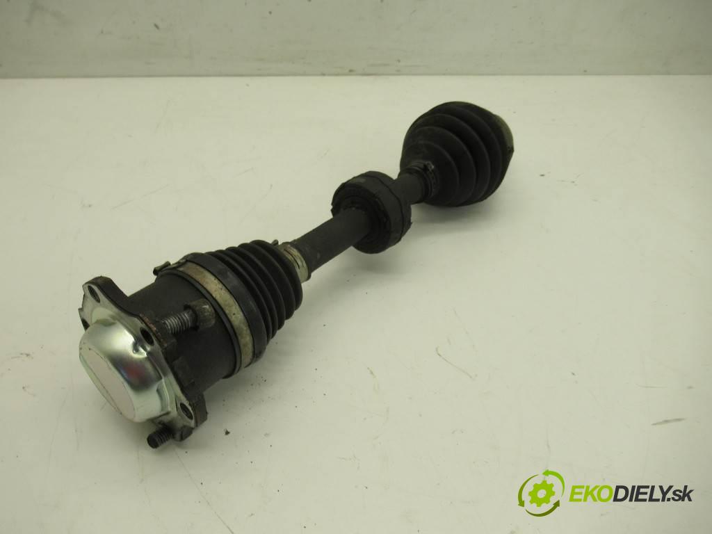 Skoda Fabia II  2009 59 kW KOMBI 5D 1.4TDI 80KM 06-14 1400 Poloos ľavá strana  (Poloosy)