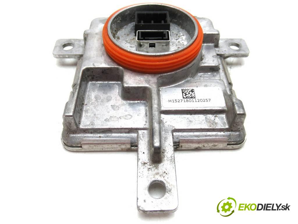 Audi Q5 8R    LIFT 2.0TFSI 220KM 12-17  Menič XENON 1036060061 (Riadiace jednotky xenónu)