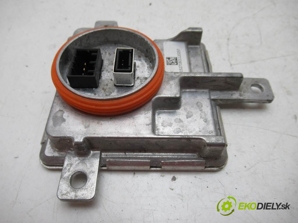 Audi Q5 8R    LIFT 2.0TFSI 220KM 12-17  Menič XENON 1036060061 (Riadiace jednotky xenónu)