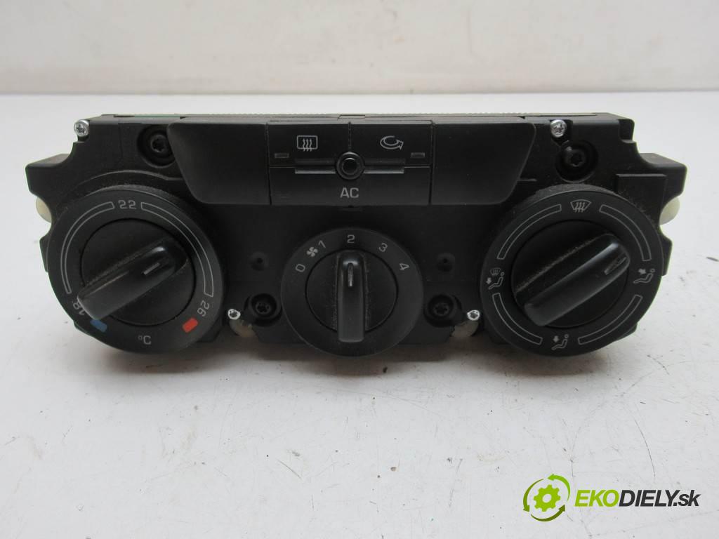 Skoda Octavia II  2007 77 kW LIFTBACK 1.9TDI 105KM 04-08 1900 Panel ovládania kúrenia 1Z0820045A (Prepínače, spínače, tlačidlá a ovládače kúrenia)