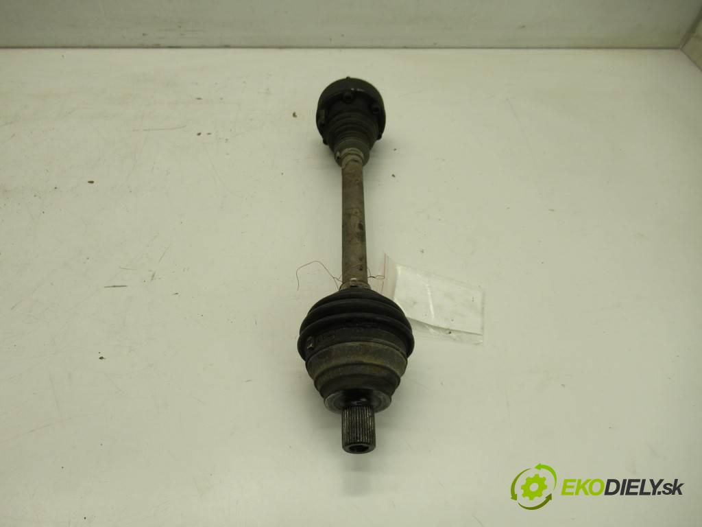 Skoda Octavia II  2007 77 kW LIFTBACK 1.9TDI 105KM 04-08 1900 Poloos ľavá strana  (Poloosy)