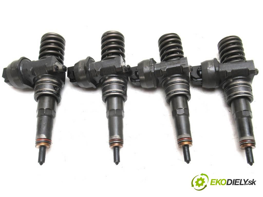 Volkswagen Caddy  2008 77 kW 2K 1.9TDI 105KM 03-10 1900 vstřikovací ventily 038130073BN